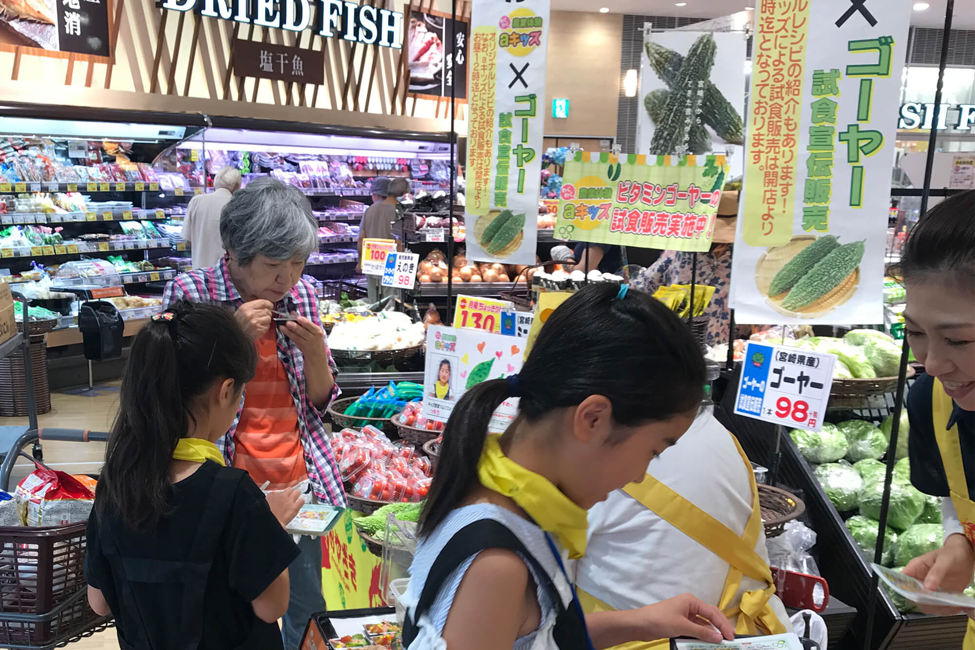 たくさんのお客様に試食していただきました!